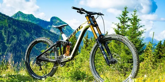 Best Full-Suspension Mountain Bikes Under $1000: A Comprehensive Guide