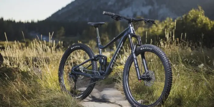  5 Best Giant Full Suspension Mountain Bike Review